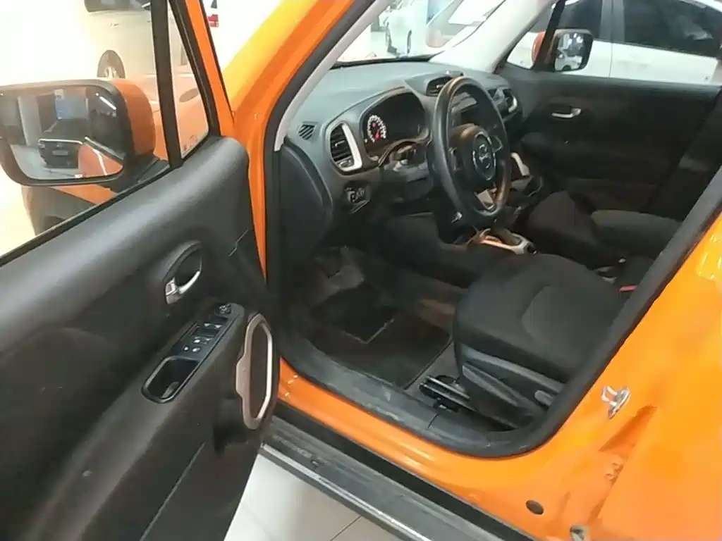 Jeep Renegade — миниатюра 16