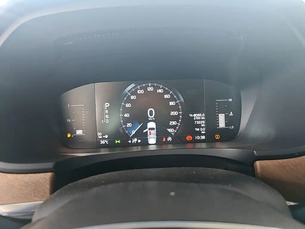 Volvo S90 — миниатюра 16