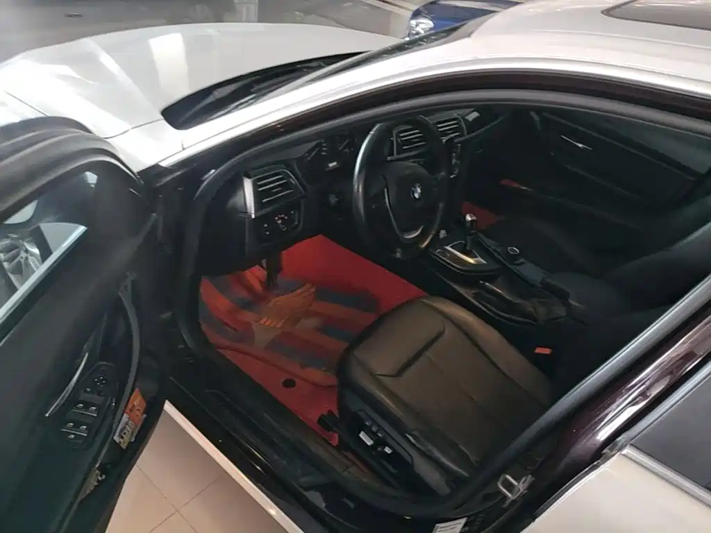 BMW 3 Series — миниатюра 16