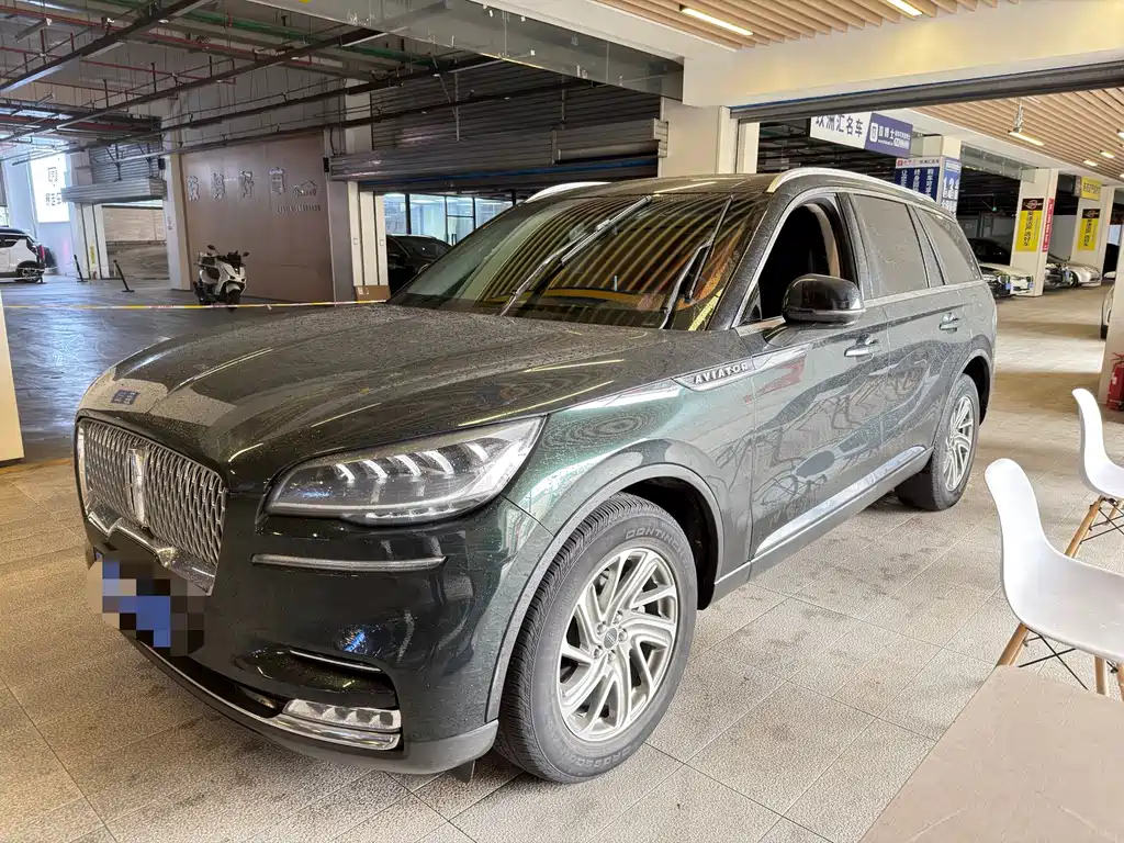 Lincoln Aviator — миниатюра 2