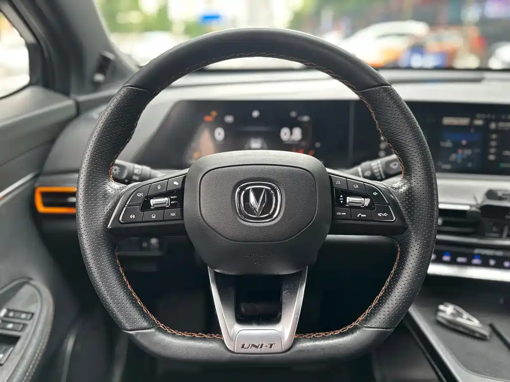 Changan UNI-T 1.5T Premium Type, фото 8