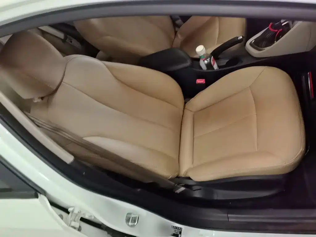 Buick Excelle — миниатюра 4