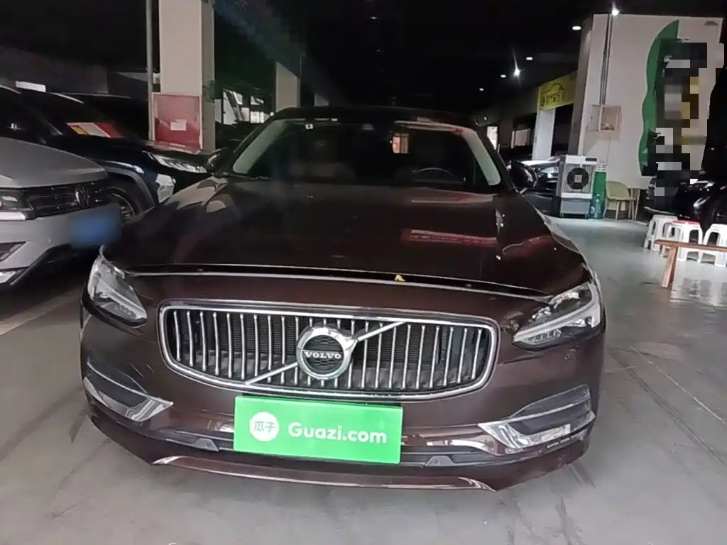 Volvo S90 — миниатюра 3