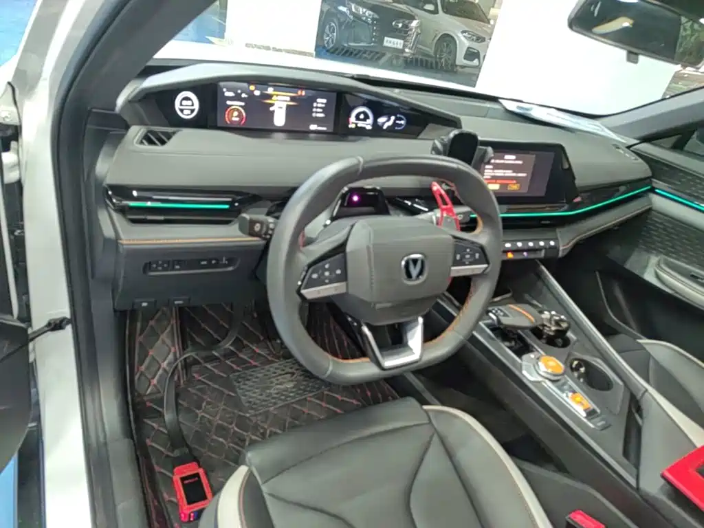 Changan UNI-V — миниатюра 10
