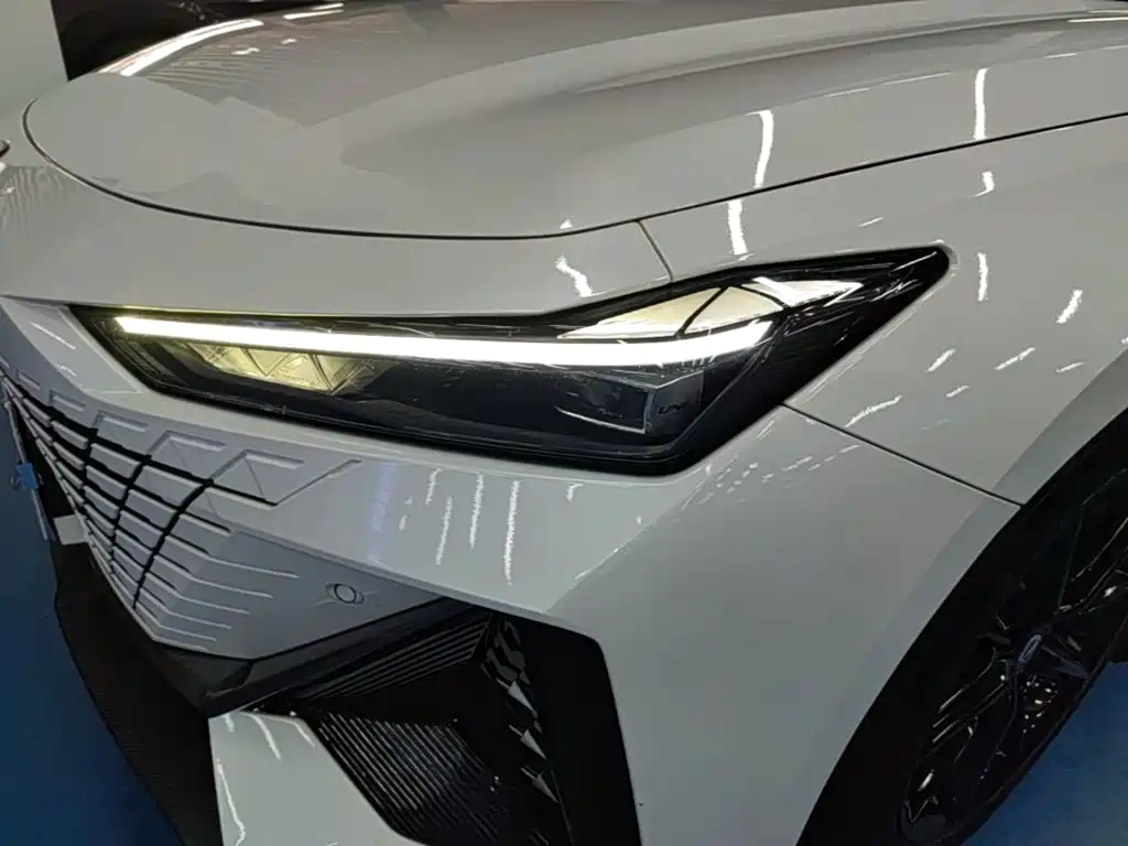 Changan UNI-V — миниатюра 24