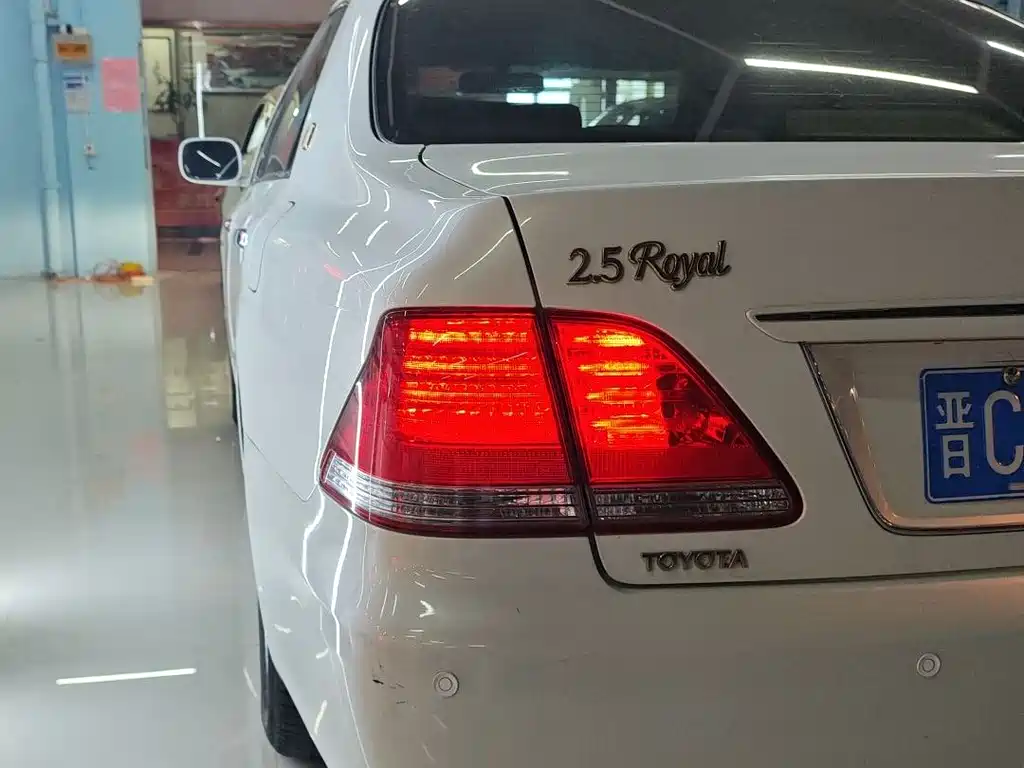 Toyota Crown 2007 2.5L Royal