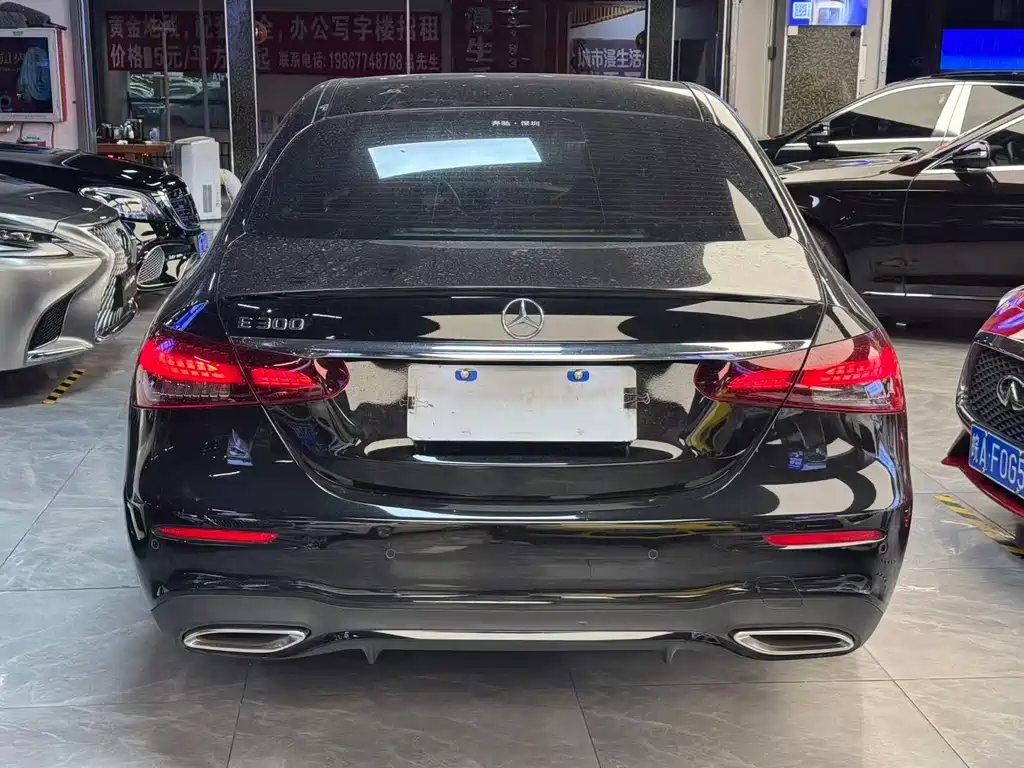 Mercedes-Benz E-Class (Import) — миниатюра 11