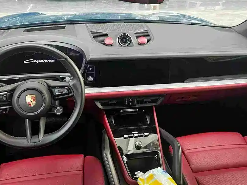 Porsche Cayenne — миниатюра 4