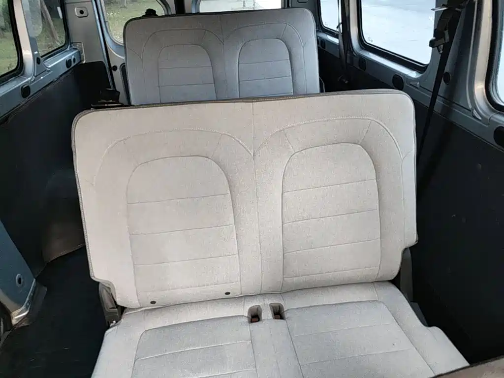 Wuling Yangguang — миниатюра 17