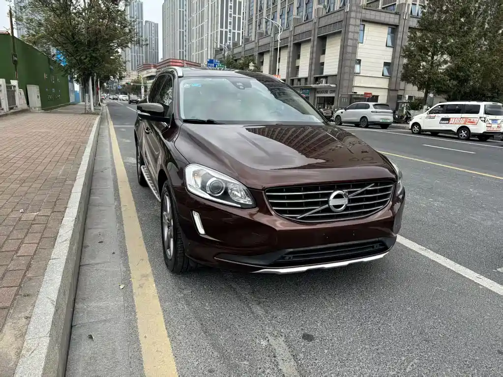 Volvo XC60 (Import) — миниатюра 3