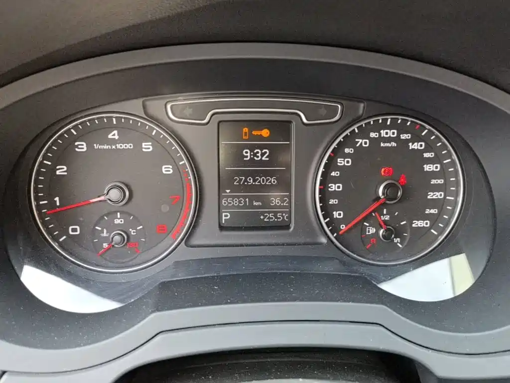 Audi Q3 — миниатюра 12