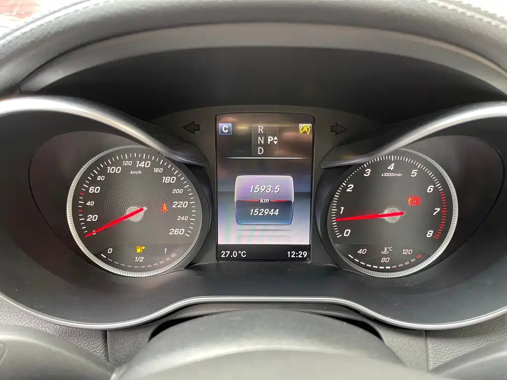 Mercedes-Benz C-Class — миниатюра 11