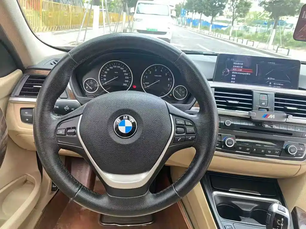 BMW 3 Series — миниатюра 9