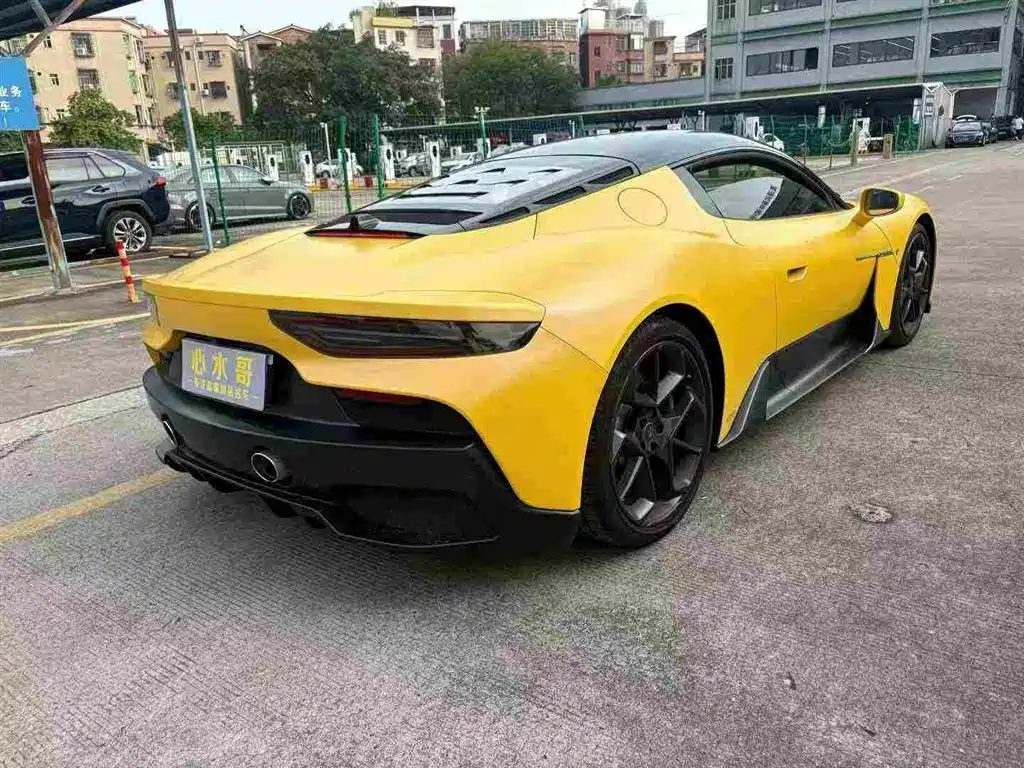 Maserati MC20 — миниатюра 4