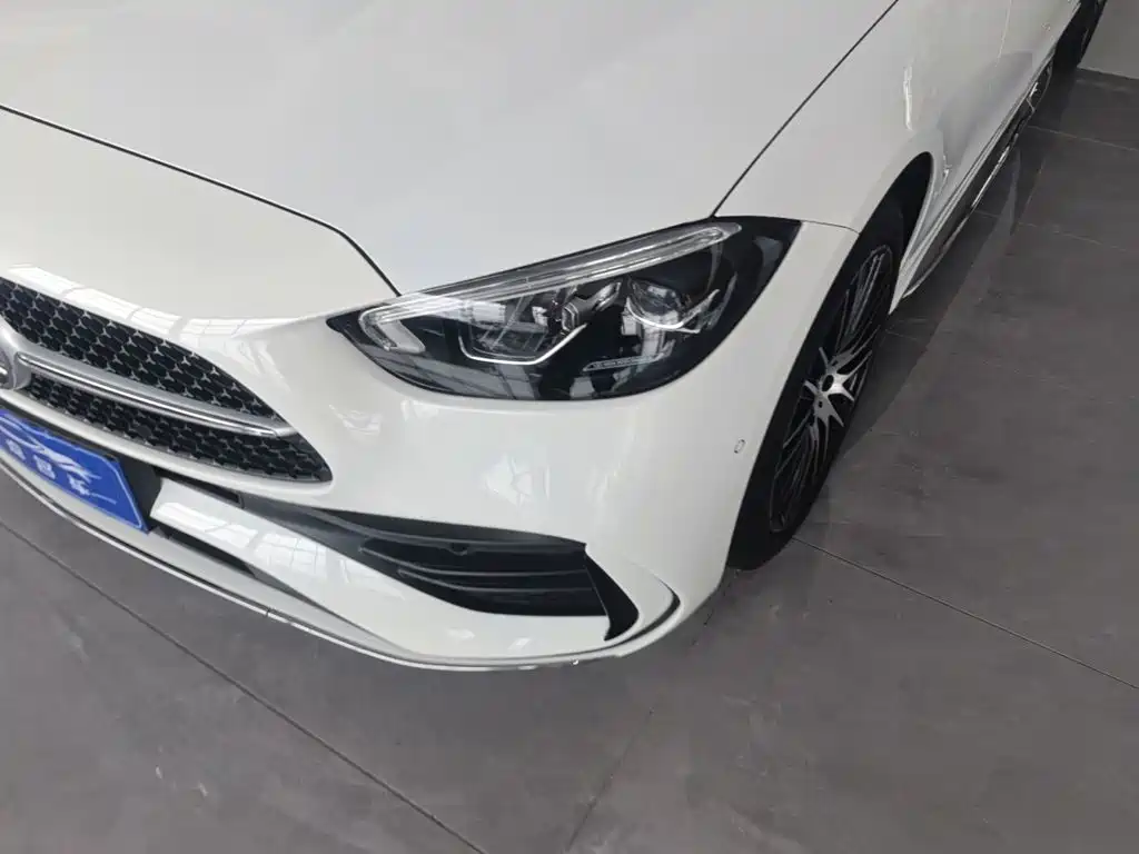 Mercedes-Benz C-Class — миниатюра 24