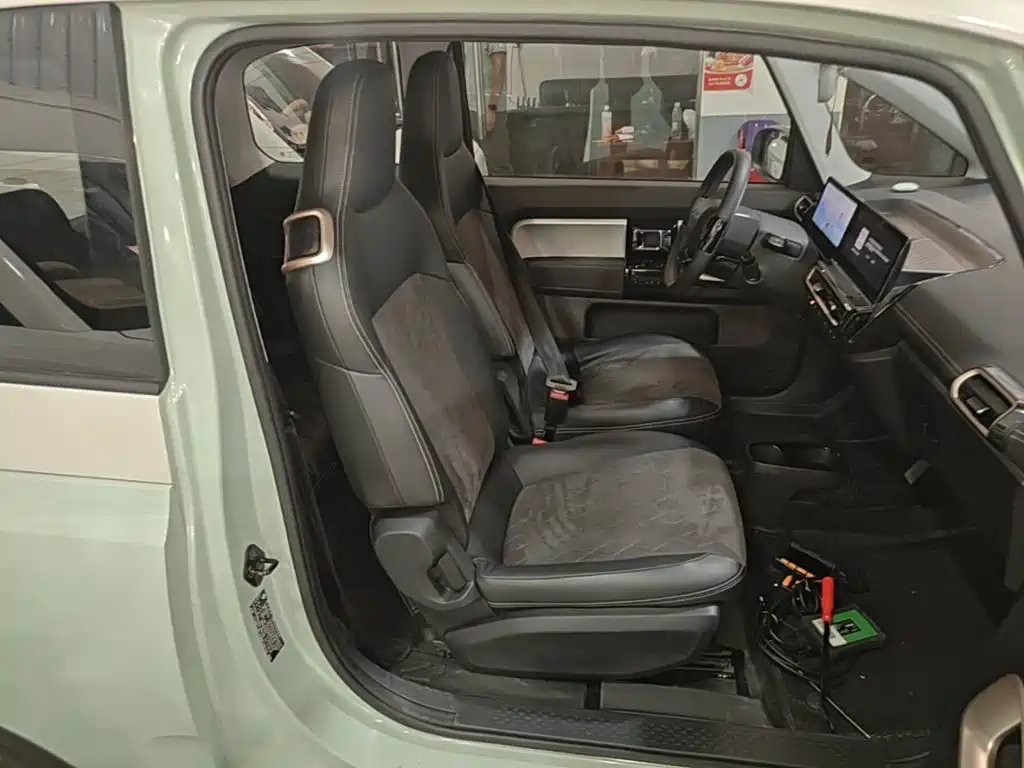 Baojun KiWi EV — миниатюра 25