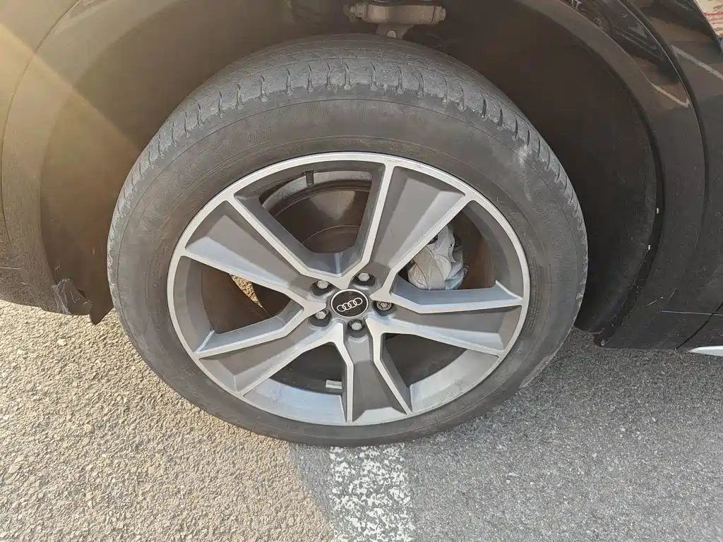 Audi Q5L — миниатюра 25