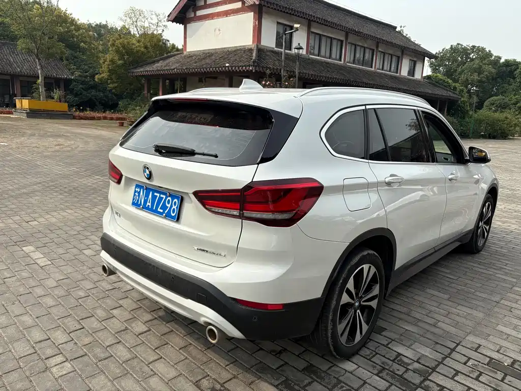 BMW X1 — миниатюра 5
