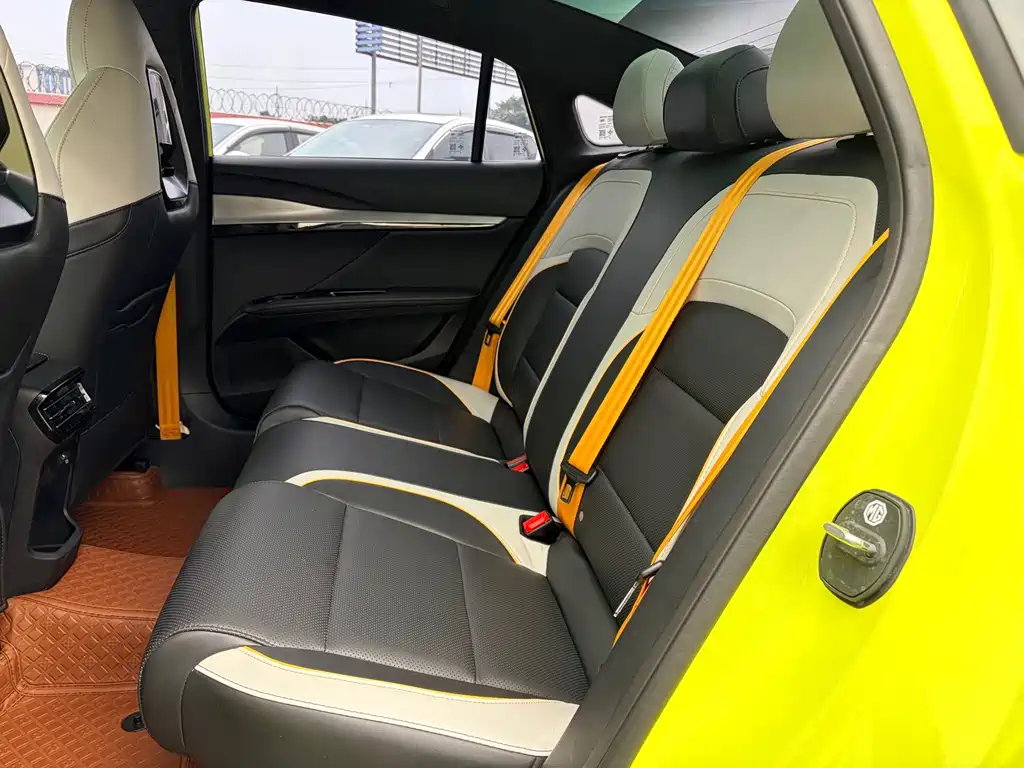 MG MG5 Scorpio — миниатюра 8
