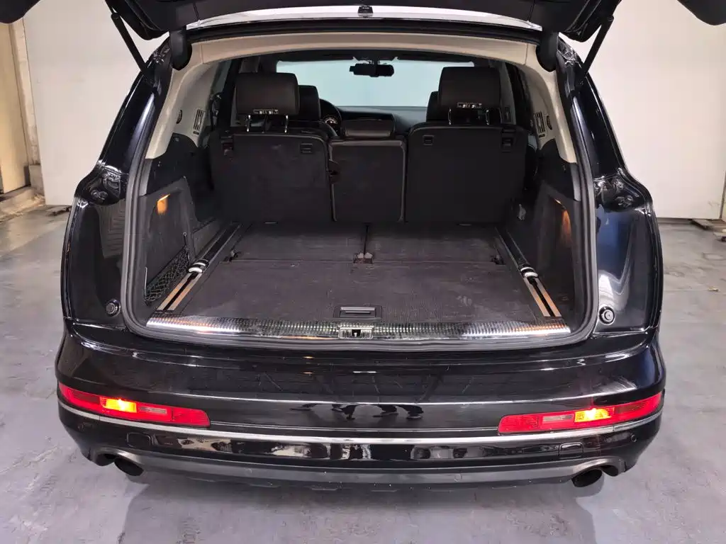 Audi Q7 — миниатюра 23