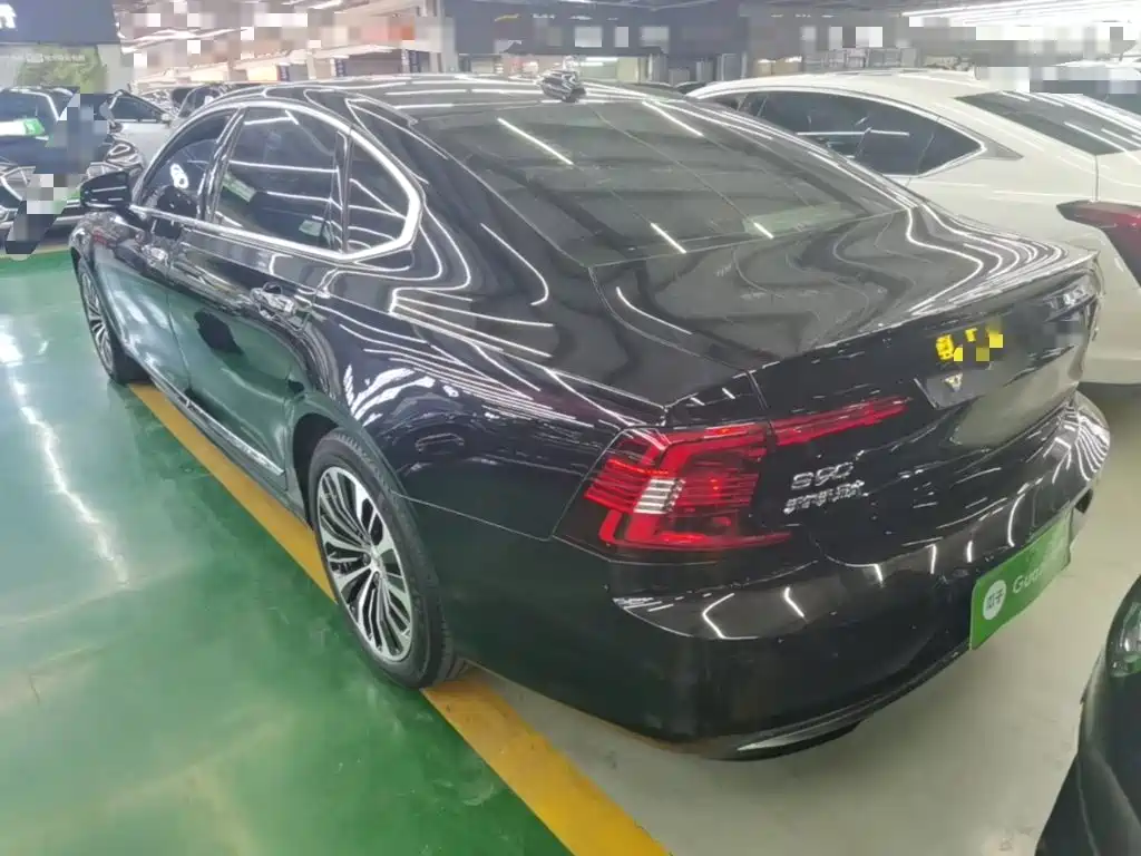 Volvo S90 — миниатюра 5