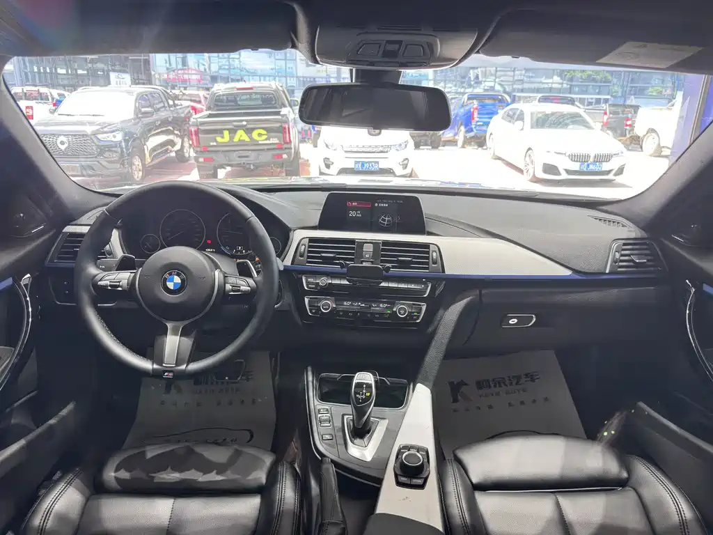 BMW 3 Series — миниатюра 11