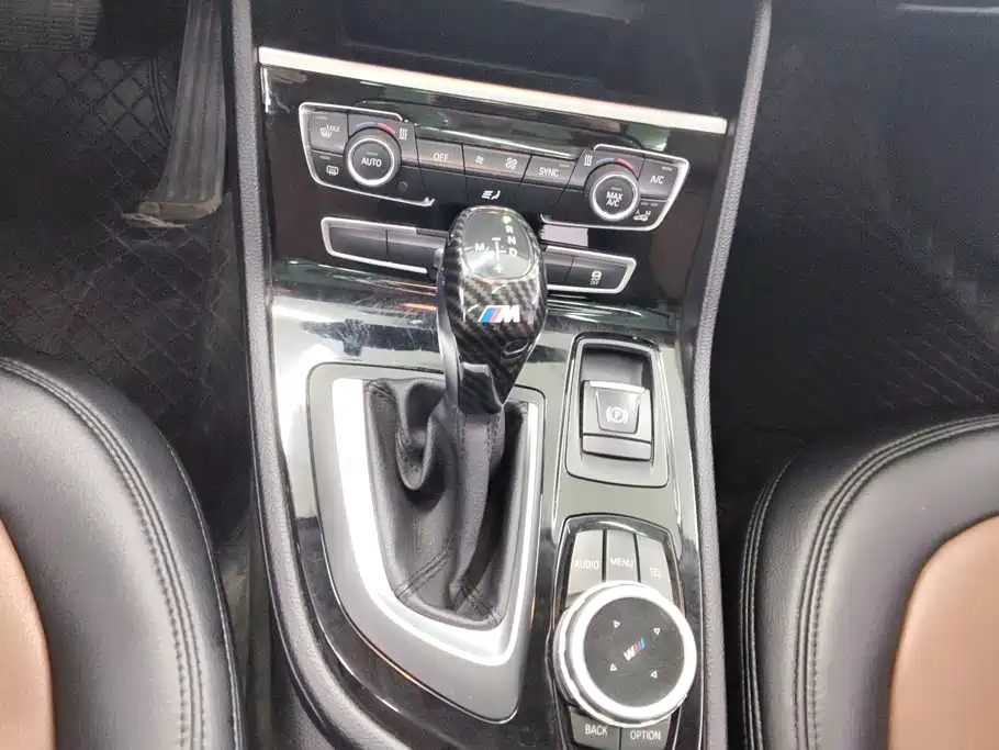 BMW 2 Series Active Tourer — миниатюра 16