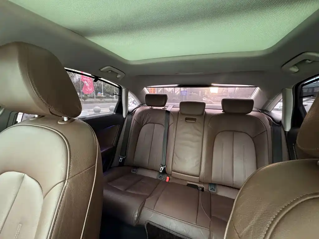Audi A6L — миниатюра 9
