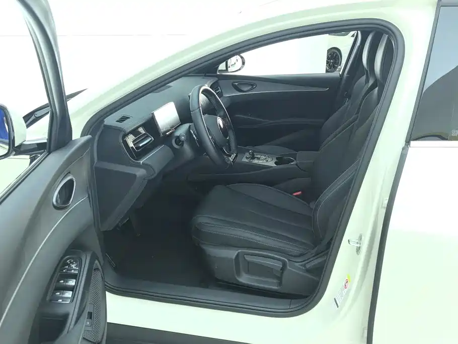 BYD Seal 06 — миниатюра 9