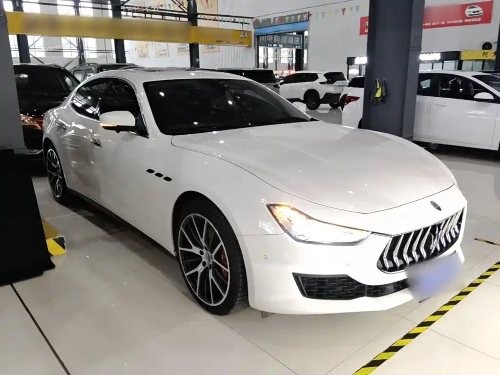 Maserati Ghibli — миниатюра 4