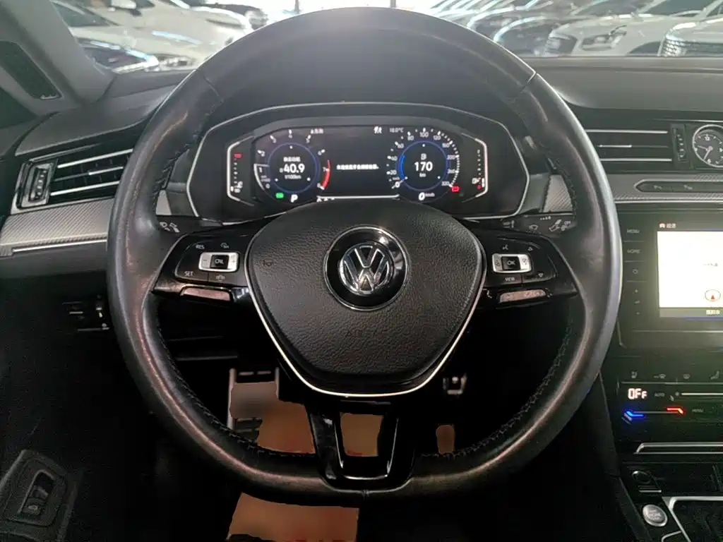 Volkswagen CC — миниатюра 11
