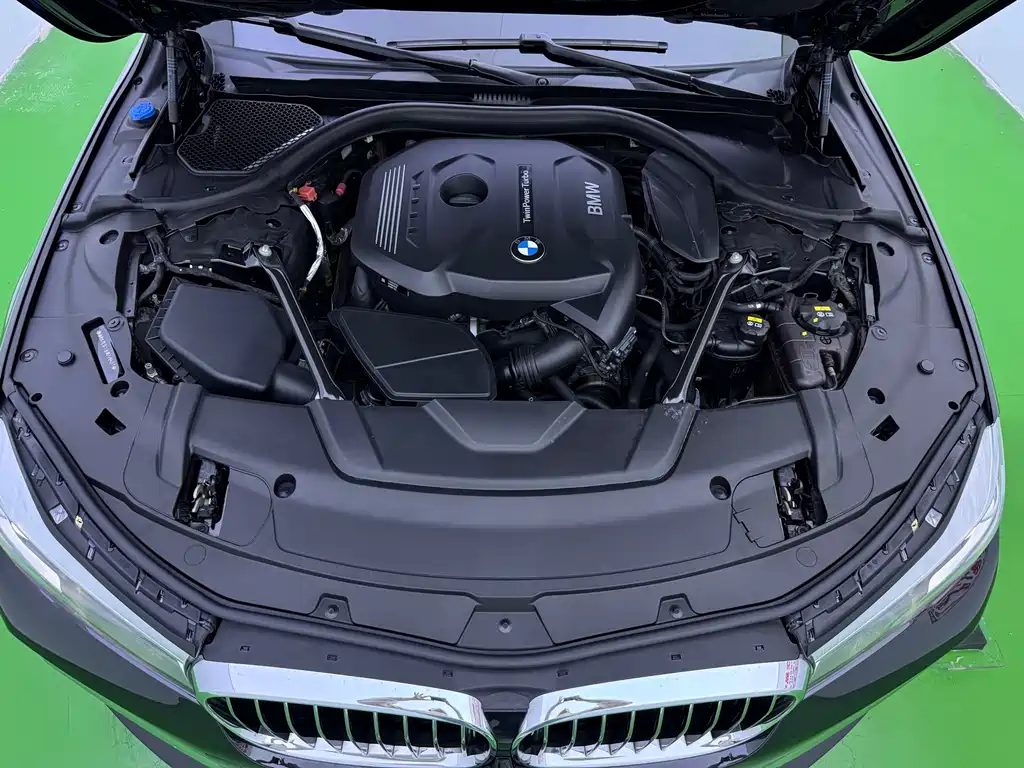 BMW 7 Series — миниатюра 37