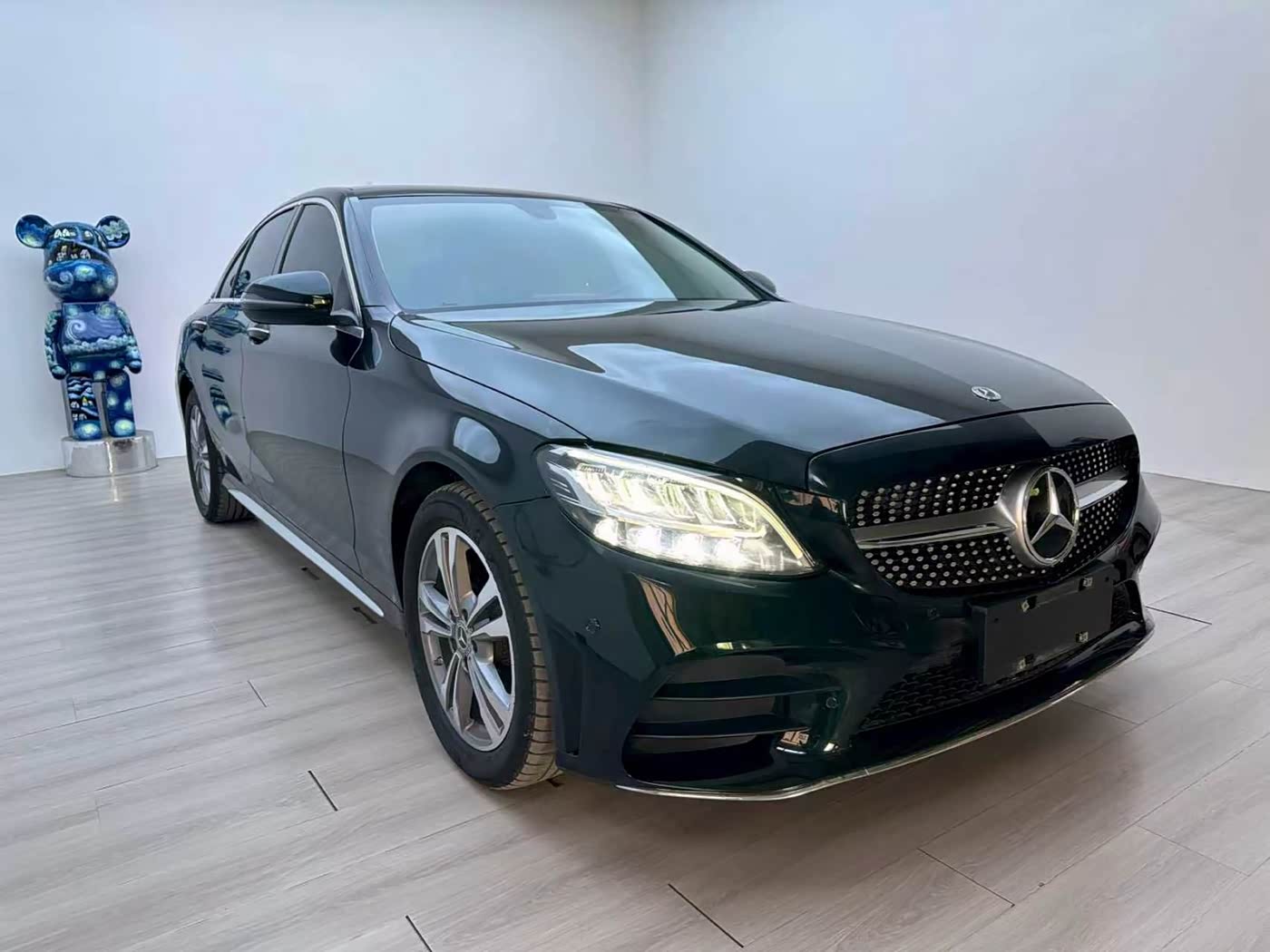 Mercedes-Benz C-Class 1.5 л 2022 г. Зелёный, пробег 39000 км