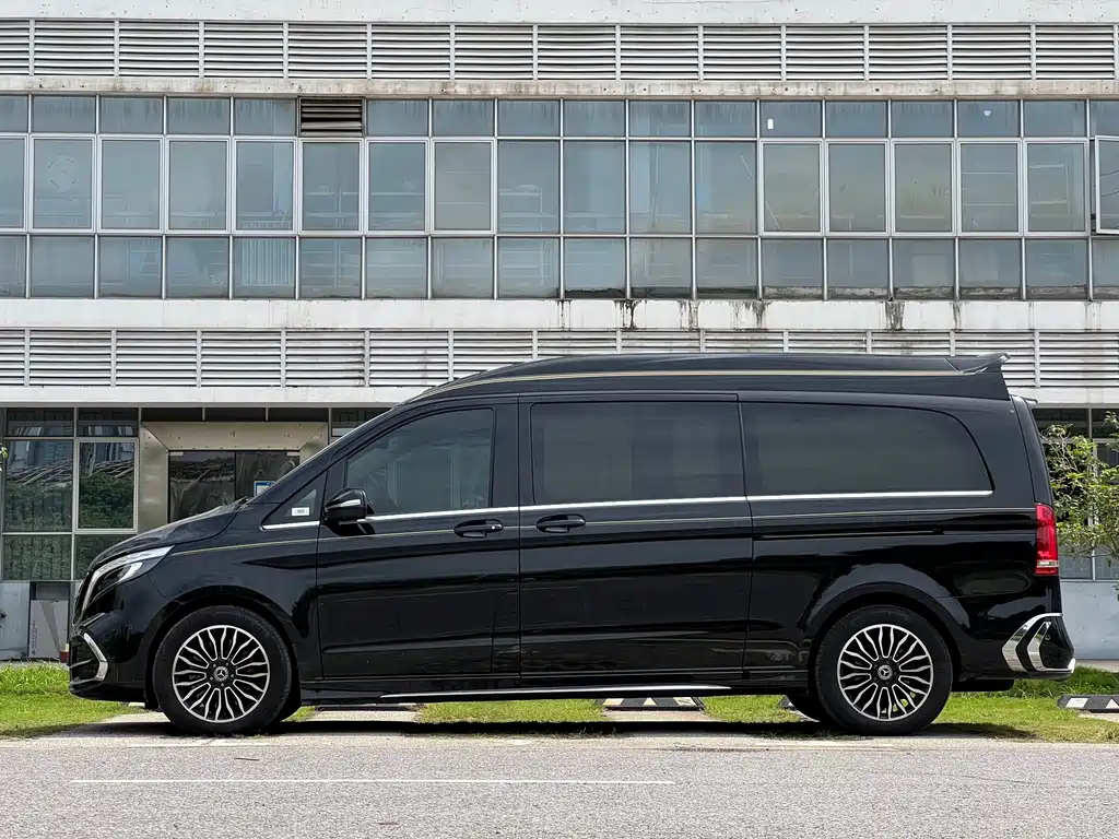 Mercedes-Benz V-Class V 2022 V 260 L Luxury