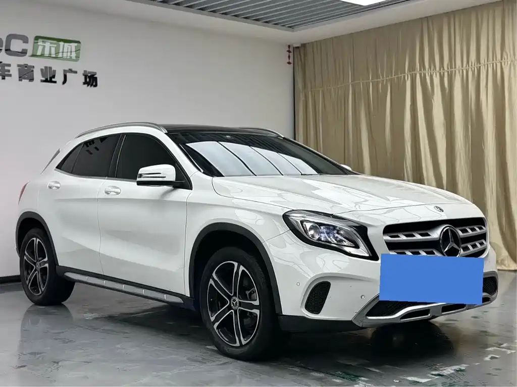 Mercedes-Benz GLA — миниатюра 3