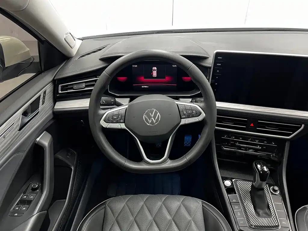 Volkswagen Sagitar — миниатюра 11