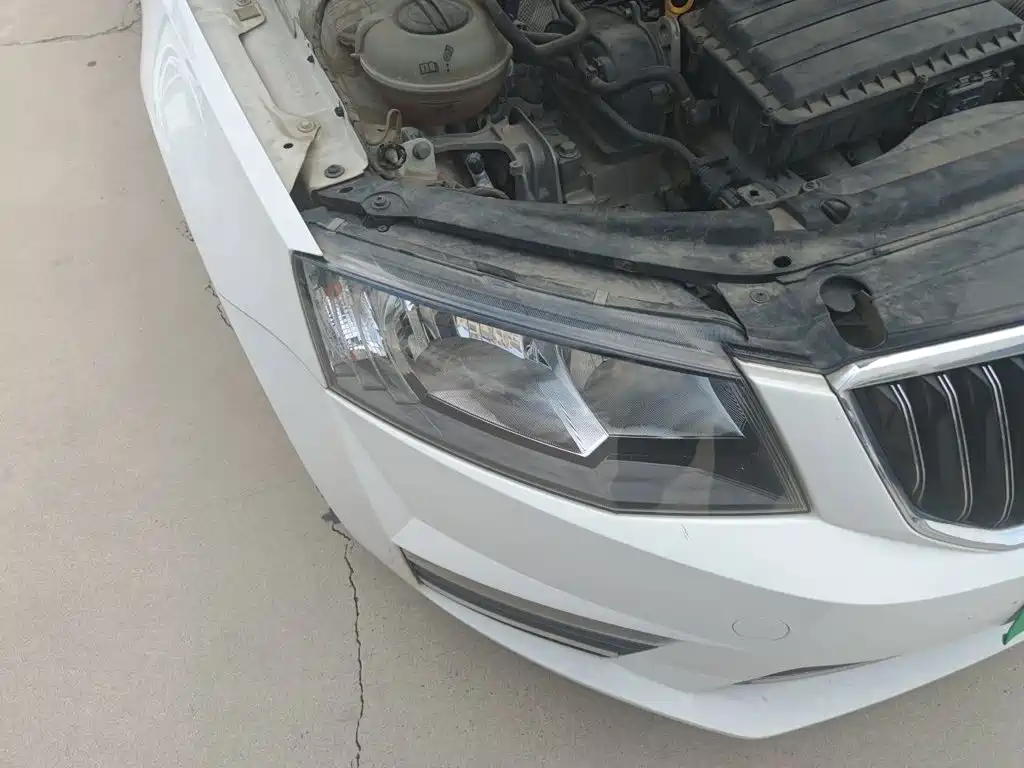 Skoda Octavia — миниатюра 7