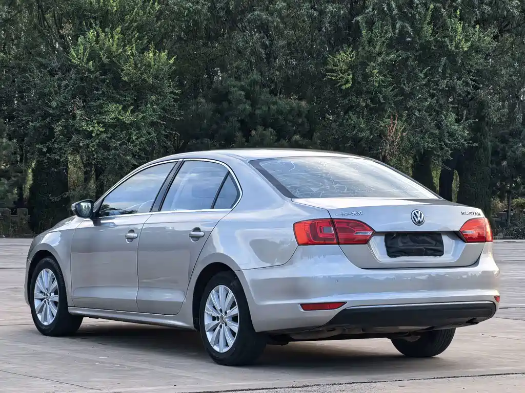 Volkswagen Sagitar — миниатюра 4