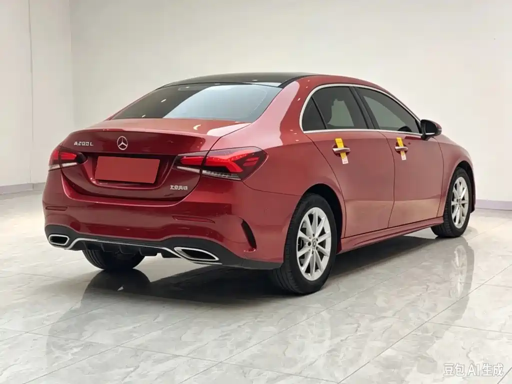 Mercedes-Benz A-Class — миниатюра 6