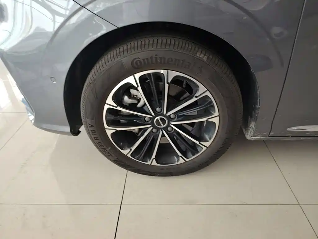 Roewe iMAX8 — миниатюра 23