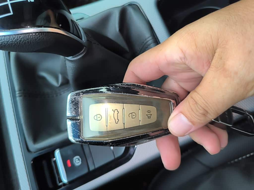 Nissan Sylphy 1.4 л 2021 г. Белый, пробег 42100 км