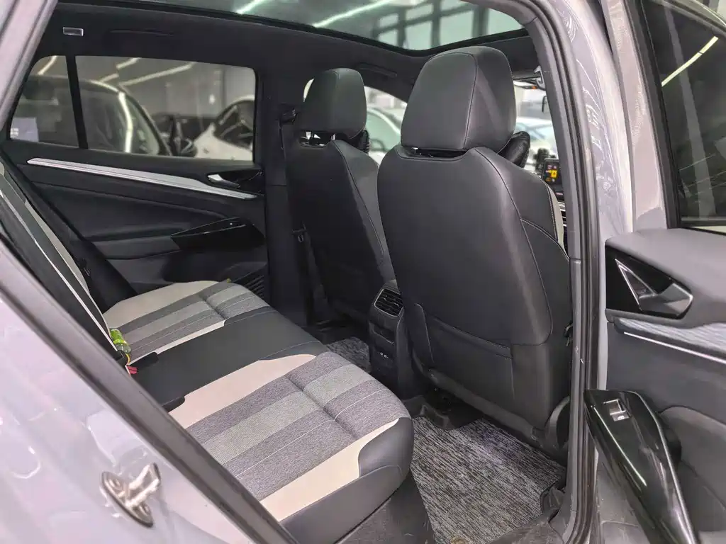 Volkswagen ID.4 Crozz — миниатюра 12