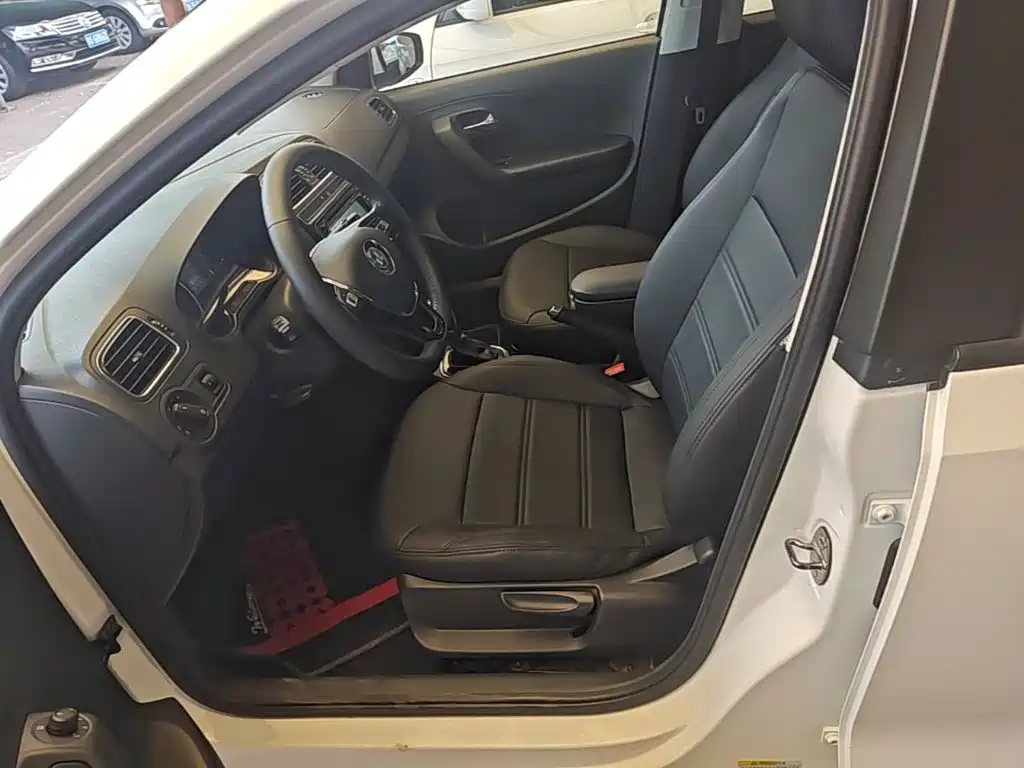 Volkswagen Polo — миниатюра 15