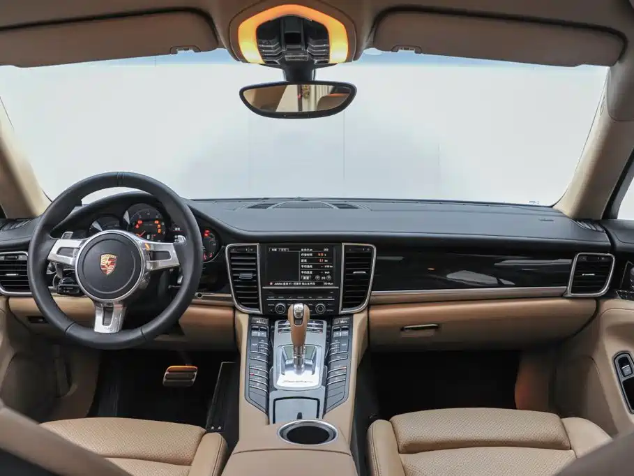 Porsche Panamera — миниатюра 9