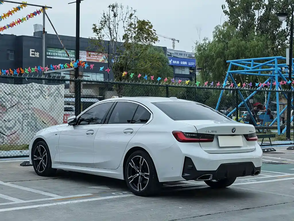 BMW 3 Series — миниатюра 7