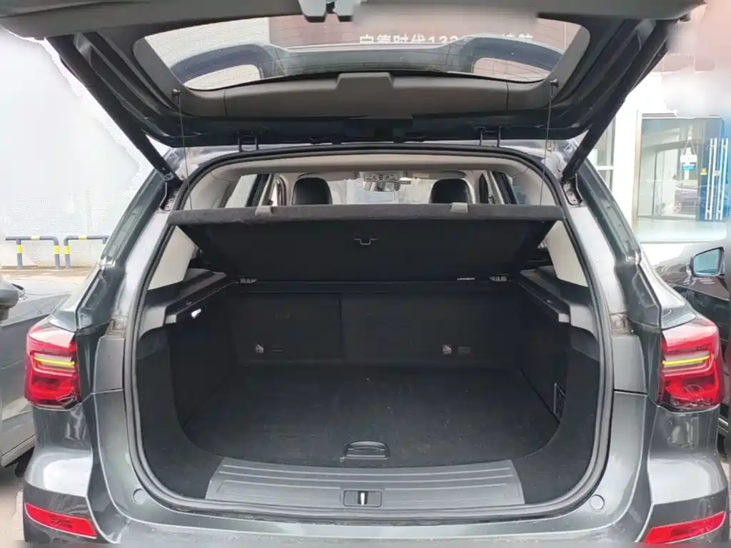 Roewe RX5 New Energy — миниатюра 24