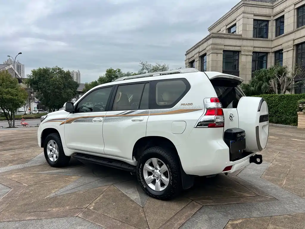 Toyota Prado (Import) — миниатюра 5