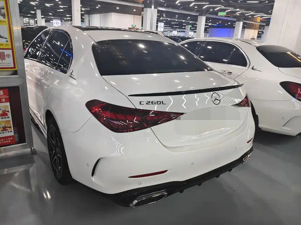 Mercedes-Benz C-Class — миниатюра 23