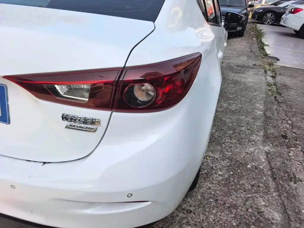 Mazda 3 Axela — миниатюра 8