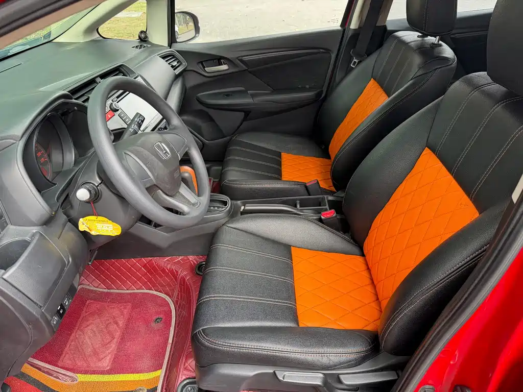 Honda Fit — миниатюра 6